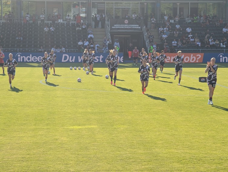002 Eintracht Frankfurt WCL Sieger