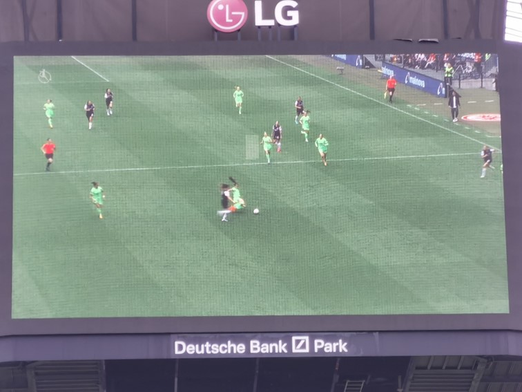 001 Eintracht Frankfurt  Frauen