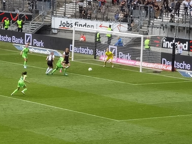 001 Eintracht Frankfurt  Frauen