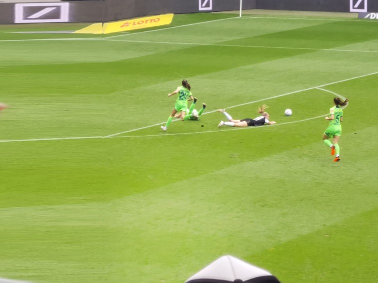 001 Eintracht Frankfurt  Frauen