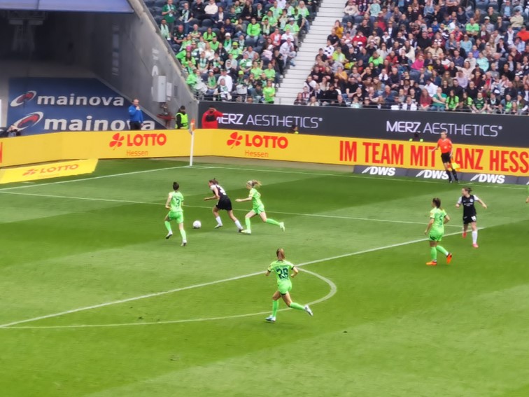 001 Eintracht Frankfurt  Frauen