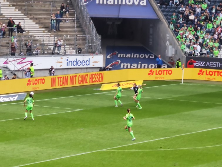001 Eintracht Frankfurt  Frauen