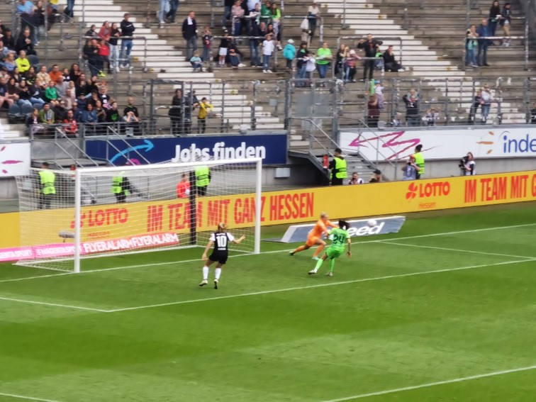 001 Eintracht Frankfurt  Frauen