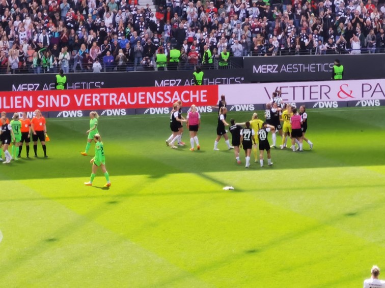 001 Eintracht Frankfurt  Frauen