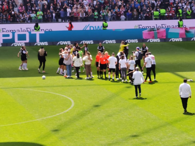 001 Eintracht Frankfurt  Frauen