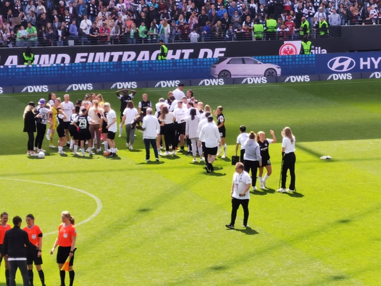 001 Eintracht Frankfurt  Frauen