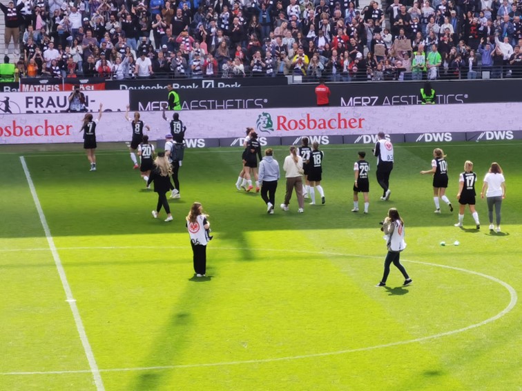001 Eintracht Frankfurt  Frauen