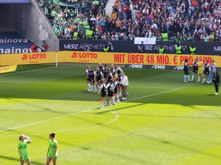 001 Eintracht Frankfurt  Frauen