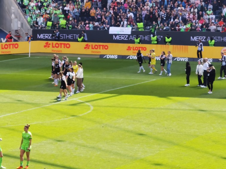 001 Eintracht Frankfurt  Frauen