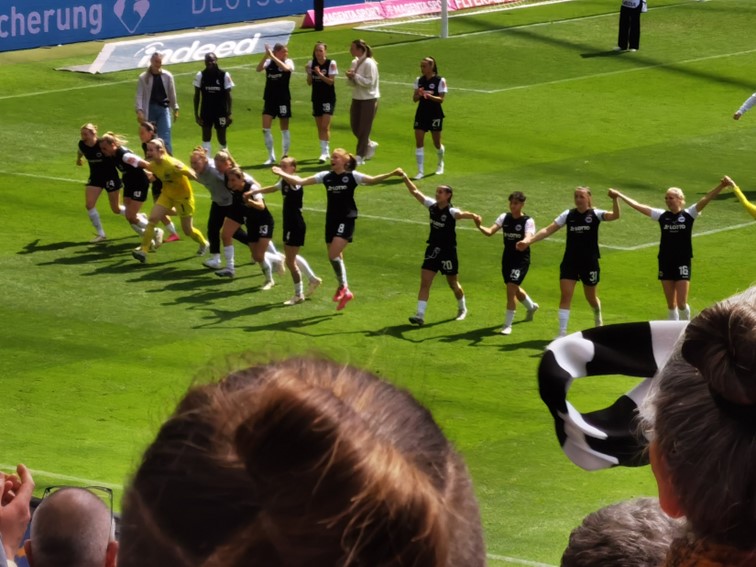 001 Eintracht Frankfurt  Frauen