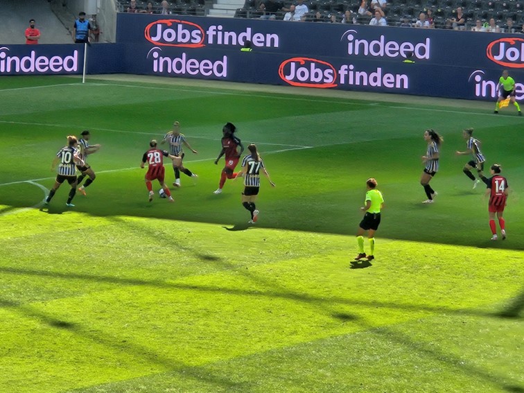 001 Eintracht Frankfurt WCL Sieger