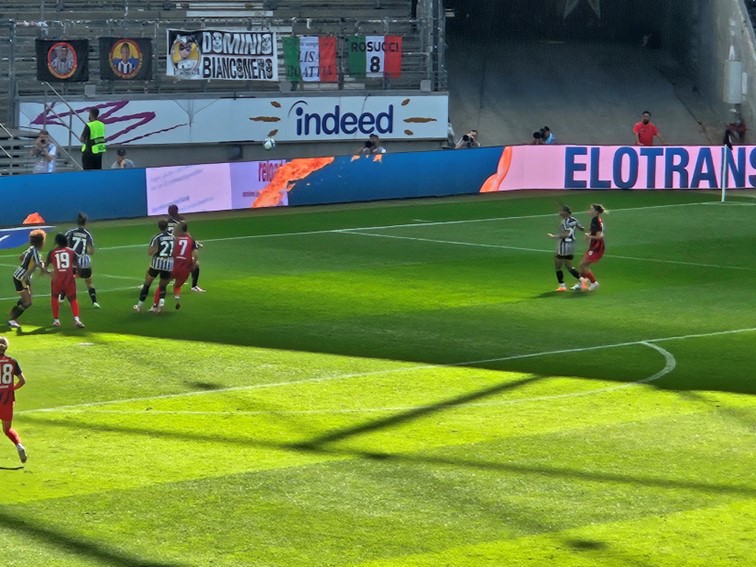 001 Eintracht Frankfurt WCL Sieger