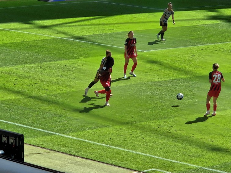 001 Eintracht Frankfurt WCL Sieger