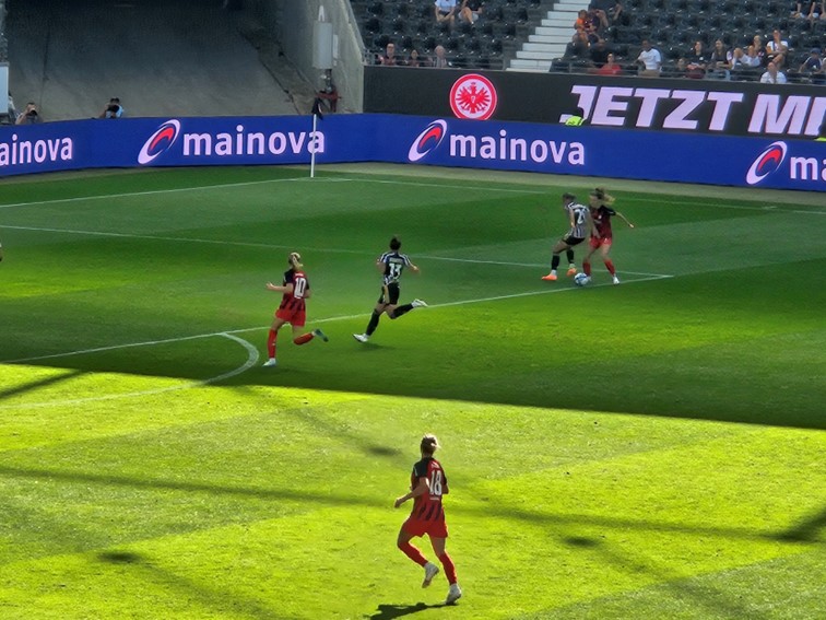 001 Eintracht Frankfurt WCL Sieger