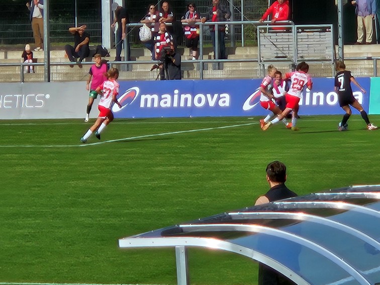 002 Eintracht Frankfurt Frauen Deutscher Meister