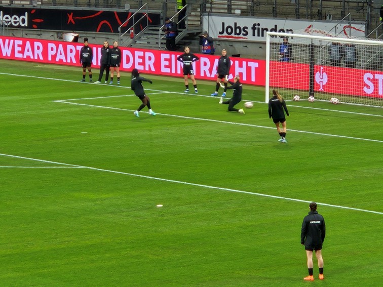 002 Eintracht Frankfurt WCL Sieger
