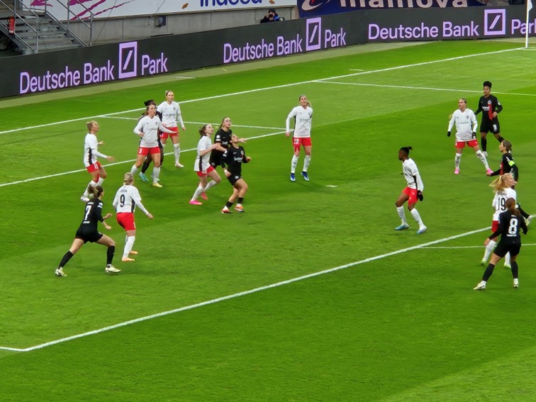 002 Eintracht Frankfurt WCL Sieger