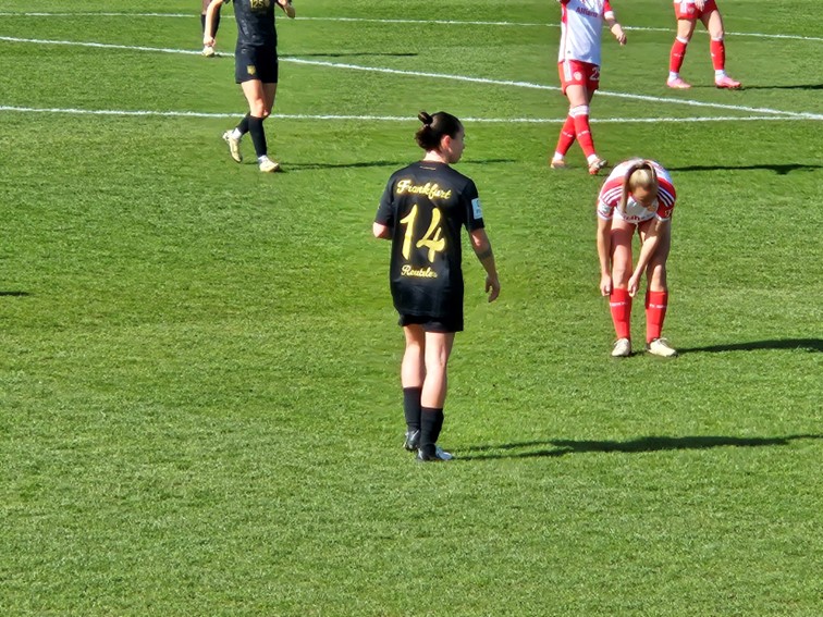 02 SGE Frauen FBL