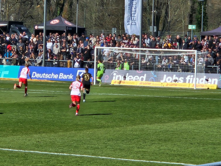 02 SGE Frauen FBL