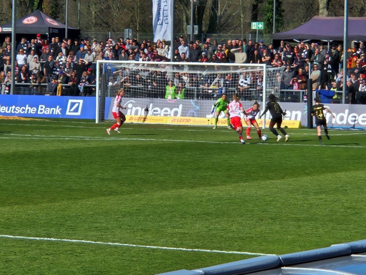 02 SGE Frauen FBL