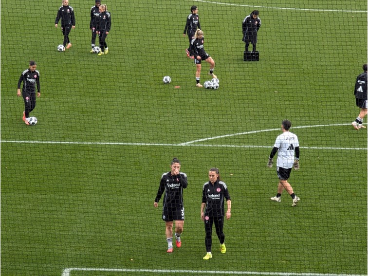 001 Eintracht Frankfurt Frauen DFB Pokalsieger