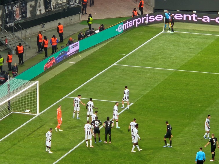 010 Eintracht Frankfurt ECL Sieger