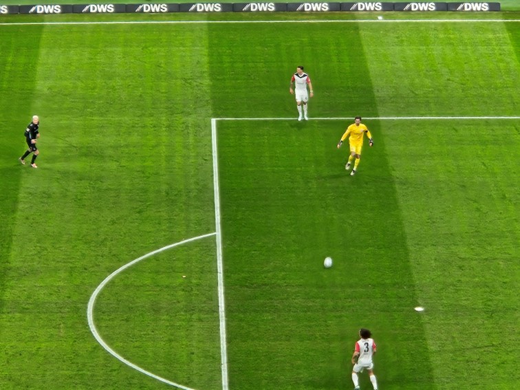 006 SG Eintracht Frankfurt