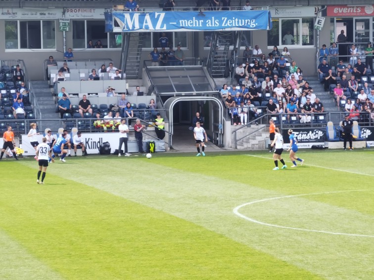 001 Turbine SGE Frauen
