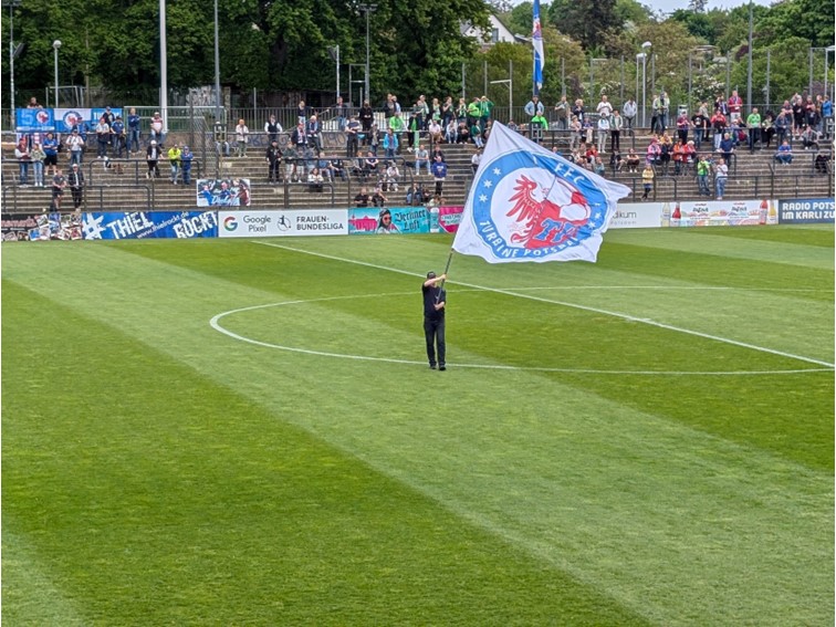 001 1.FFC Turbine Potsdam Deutscher Meister Frauen