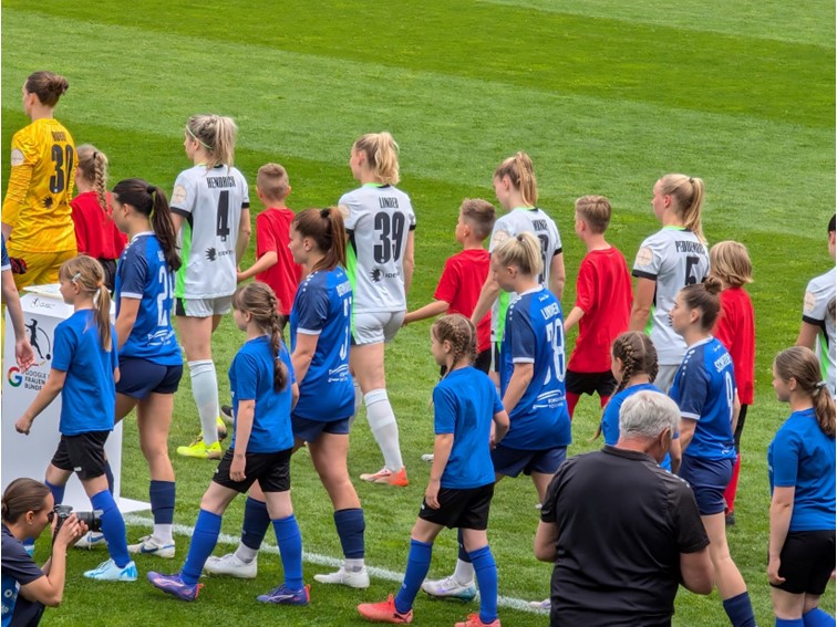 001 1.FFC Turbine Potsdam Deutscher Meister Frauen