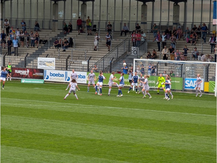 001 1.FFC Turbine Potsdam Deutscher Meister Frauen