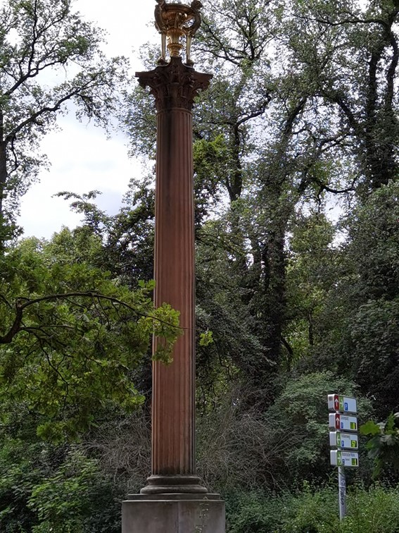 001 Ruinenberg