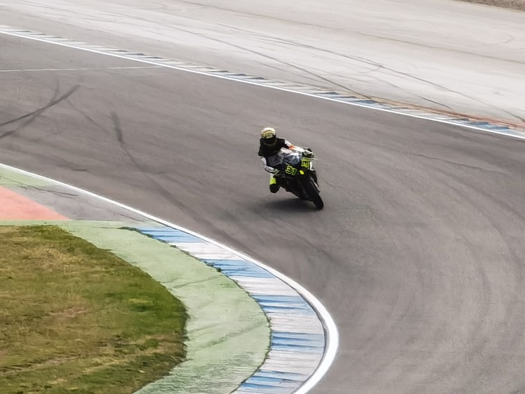 001   Zeittraining   1000 KM   Motorrad Langstreckenrennen   Hockenheimring