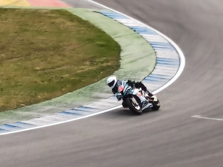 001   Zeittraining   1000 KM   Motorrad Langstreckenrennen   Hockenheimring
