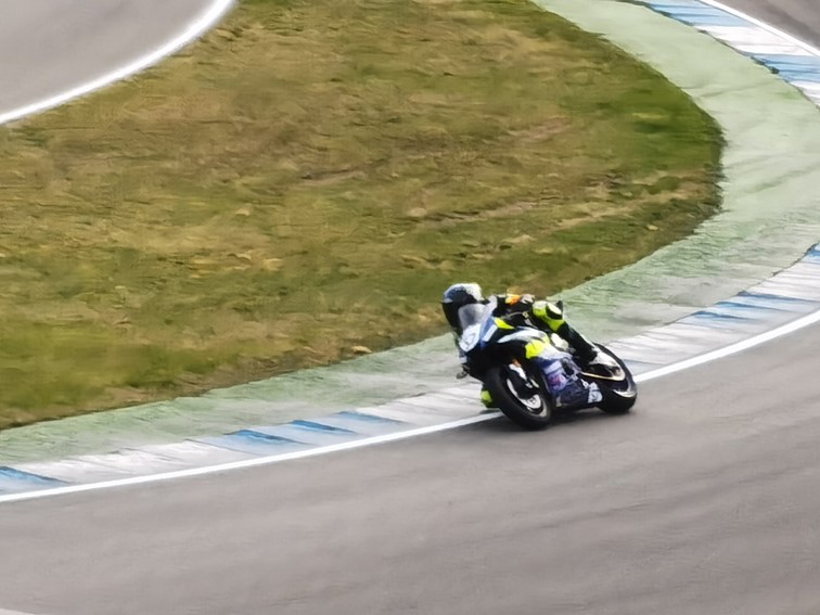 001   Zeittraining   1000 KM   Motorrad Langstreckenrennen   Hockenheimring