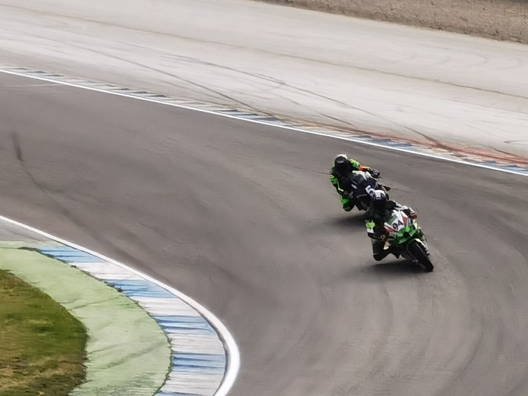 001   Zeittraining   1000 KM   Motorrad Langstreckenrennen   Hockenheimring