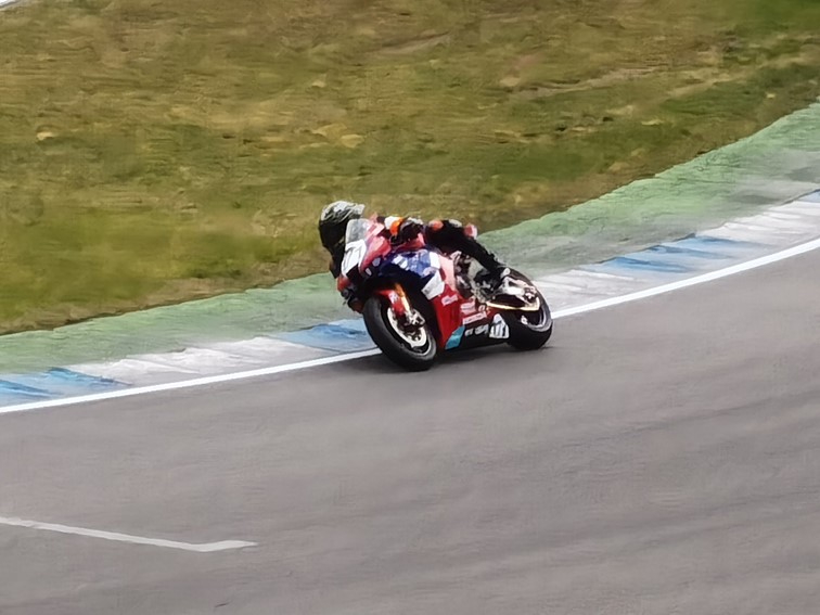 001   Zeittraining   1000 KM   Motorrad Langstreckenrennen   Hockenheimring