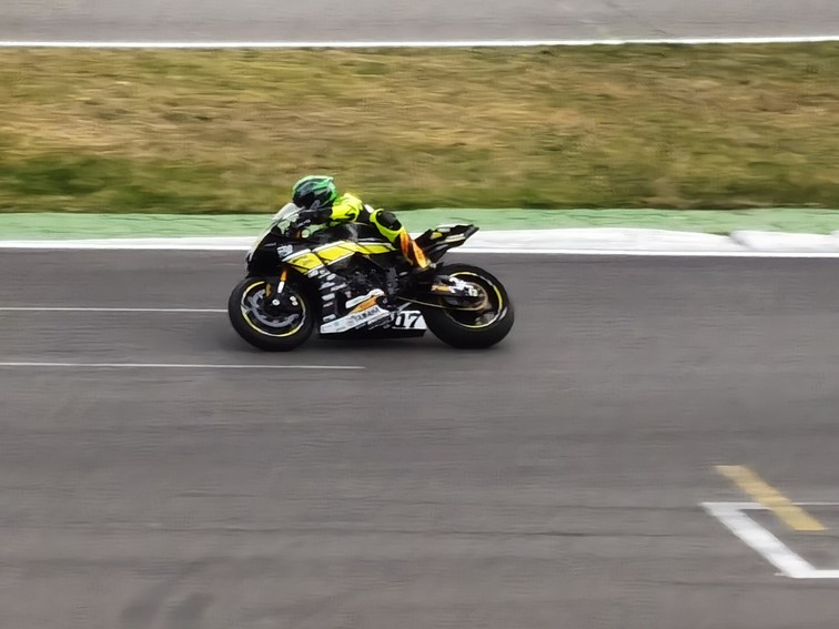 001   Zeittraining   1000 KM   Motorrad Langstreckenrennen   Hockenheimring