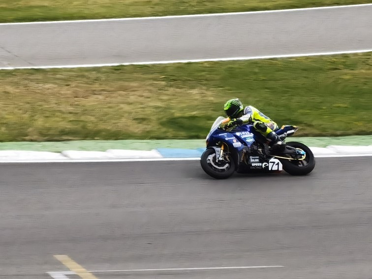 001   Zeittraining   1000 KM   Motorrad Langstreckenrennen   Hockenheimring