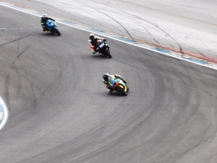 001   Zeittraining   1000 KM   Motorrad Langstreckenrennen   Hockenheimring