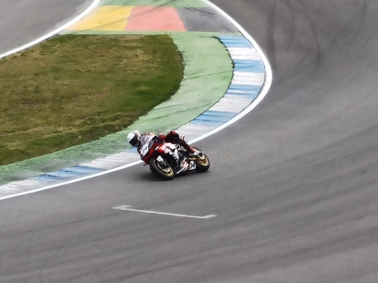 001   Zeittraining   1000 KM   Motorrad Langstreckenrennen   Hockenheimring