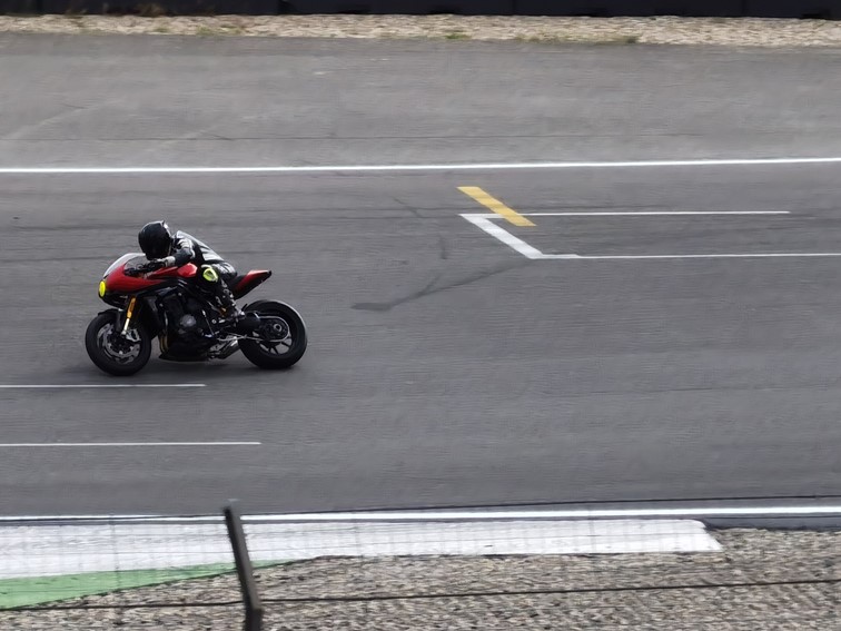 001   Zeittraining   1000 KM   Motorrad Langstreckenrennen   Hockenheimring