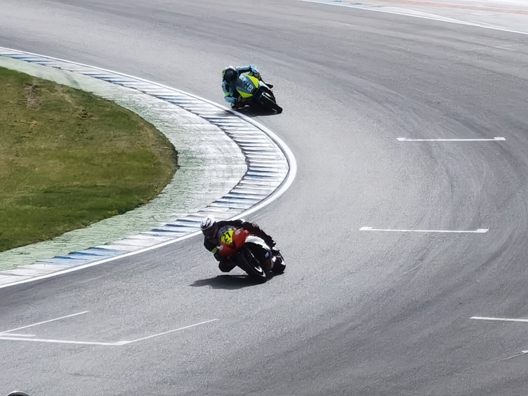 001   Zeittraining   1000 KM   Motorrad Langstreckenrennen   Hockenheimring