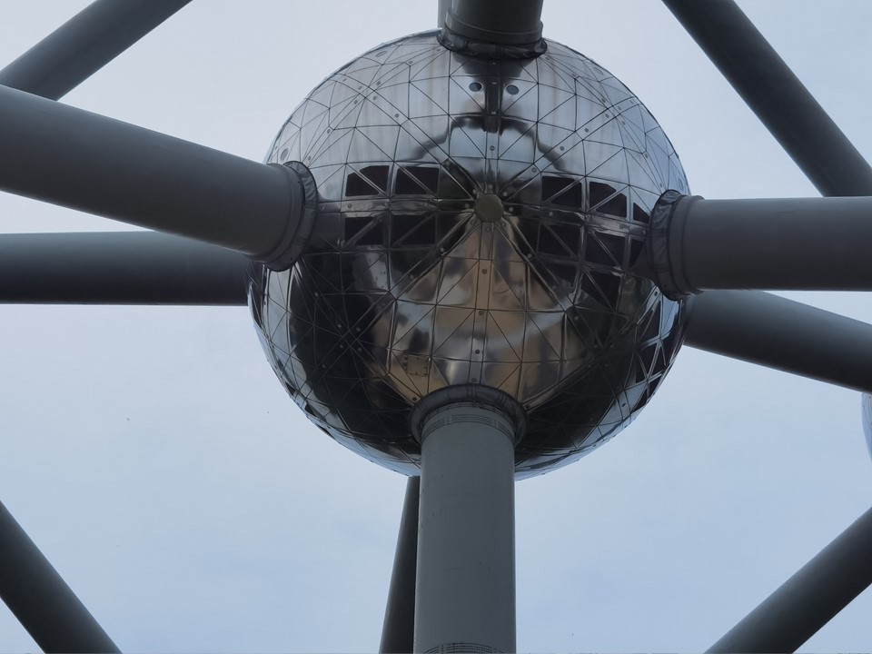 01 Atomium
