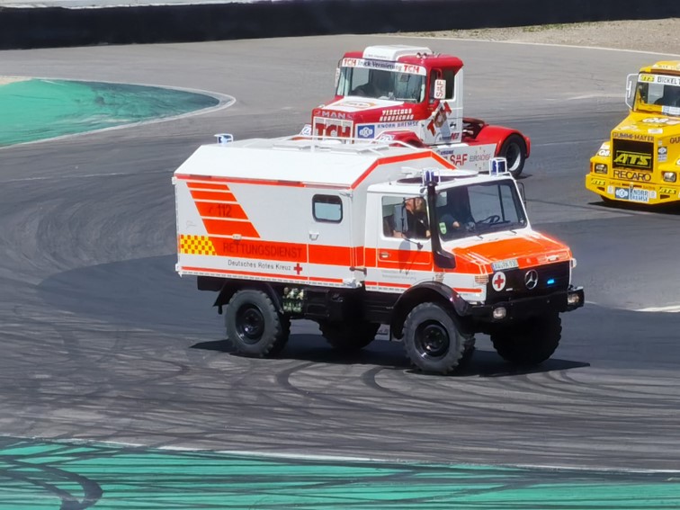 0847 Nurburgring Korso