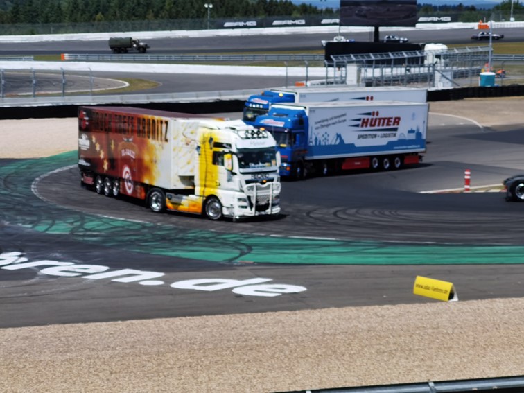 0847 Nurburgring Korso
