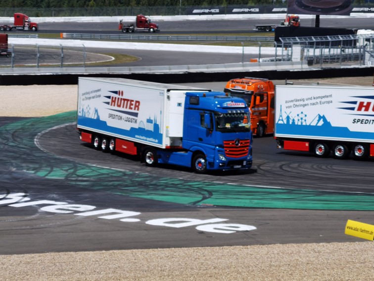 0847 Nurburgring Korso