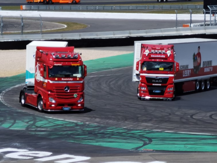 0847 Nurburgring Korso
