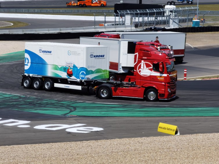 0847 Nurburgring Korso