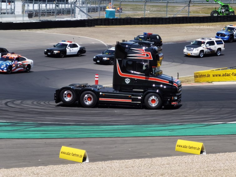 0847 Nurburgring Korso